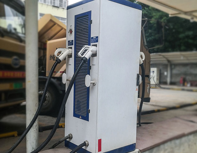 180KW/240KW双枪/四枪一体式直流充电桩(图3)